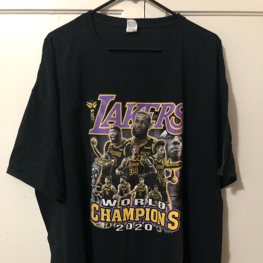 ‼️$10 SALE‼️ LA Lakers World Champions 2020